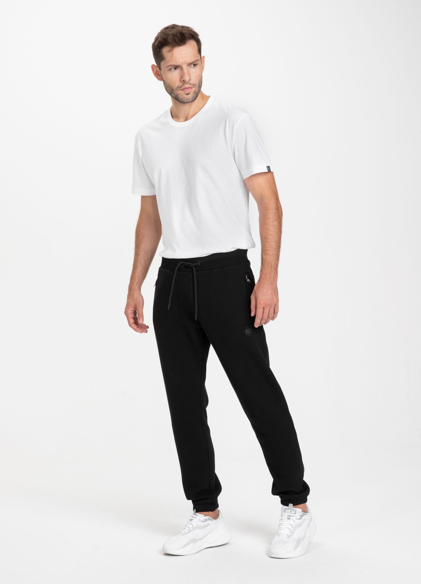 Pique Logo 21 Black7
